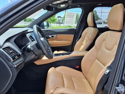 2024 Volvo XC90 Recharge Plug-In Hybrid Ultimate