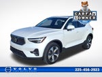 2023 Volvo XC40 B4 Plus Bright Theme