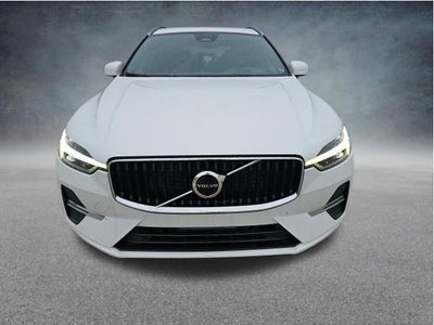 2022 Volvo XC60 B5 Momentum