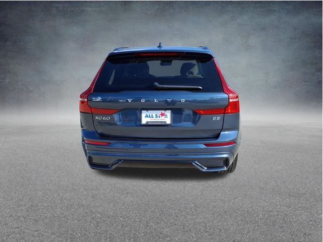 2023 Volvo XC60 B5 Plus Dark Theme