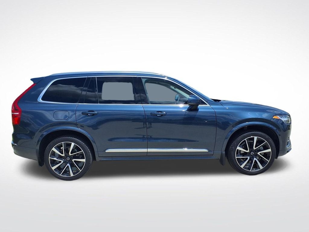 2024 Volvo XC90 B5 Plus