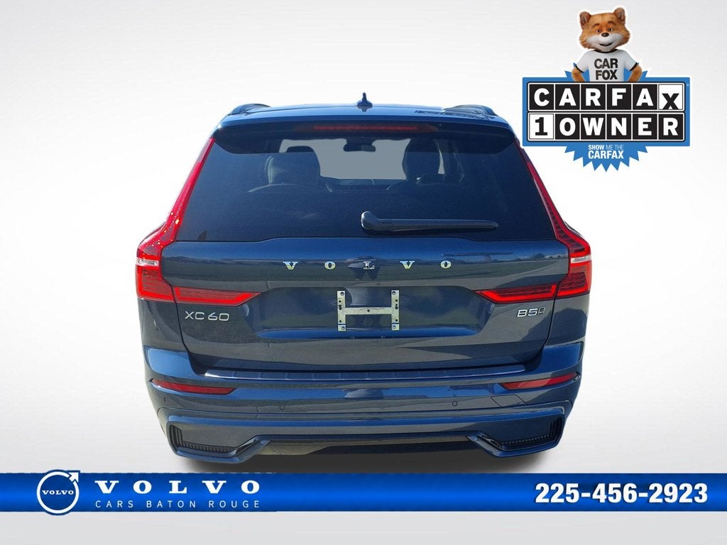 2024 Volvo XC60 B5 Plus Dark Theme