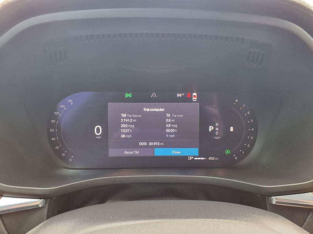 2024 Volvo XC60 B5 Ultimate Dark Theme