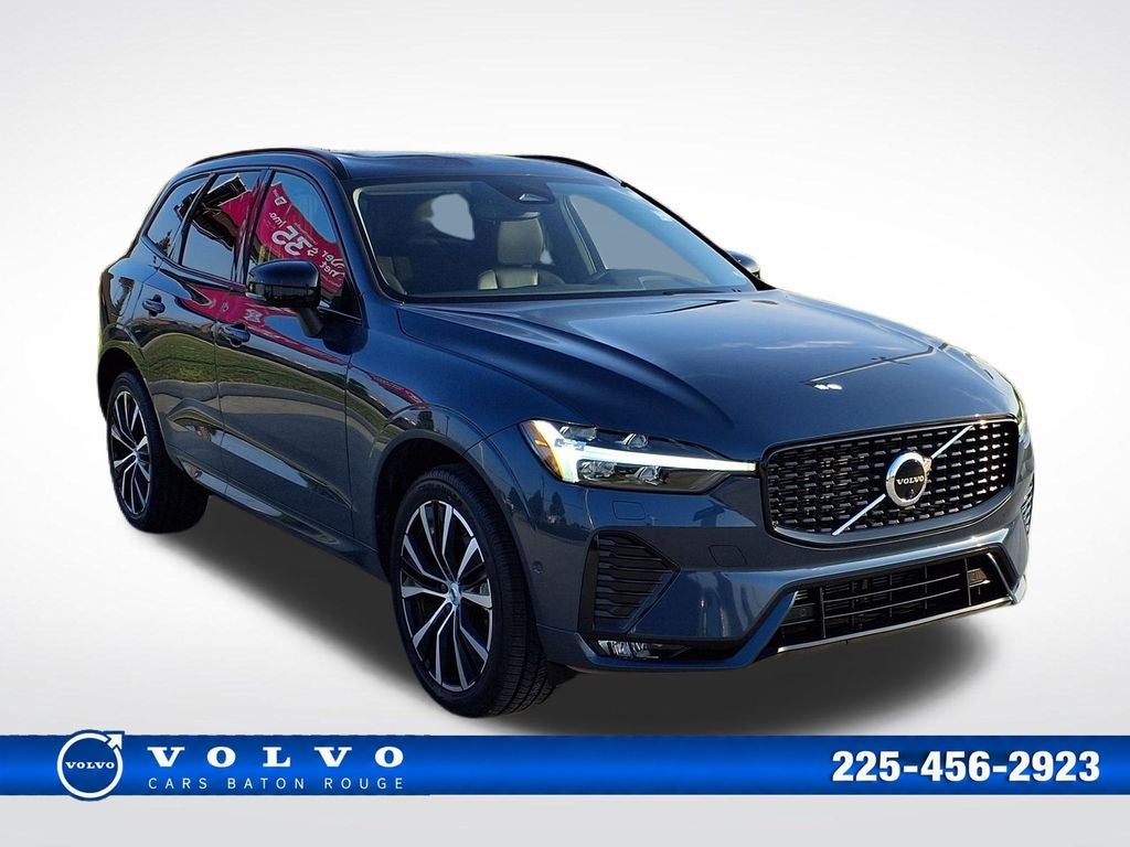 2023 Volvo XC60 B5 Plus Dark Theme