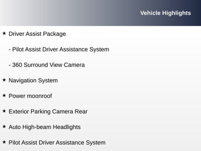 2023 Volvo XC40 B5 Plus Bright Theme