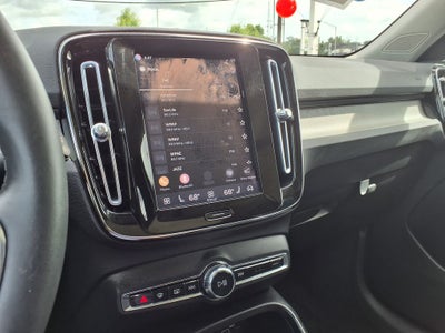 2023 Volvo XC40 Ultimate