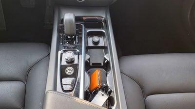 2025 Volvo V60 Cross Country B5 Plus