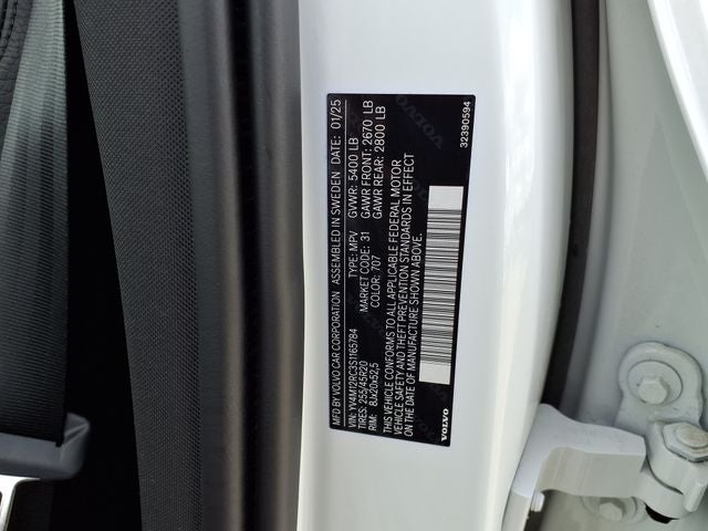 2025 Volvo XC60 B5 Plus