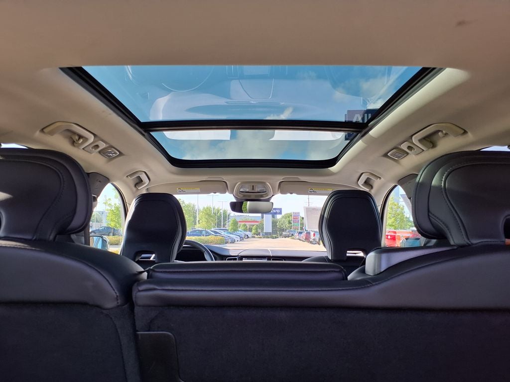 2025 Volvo XC60 B5 Core