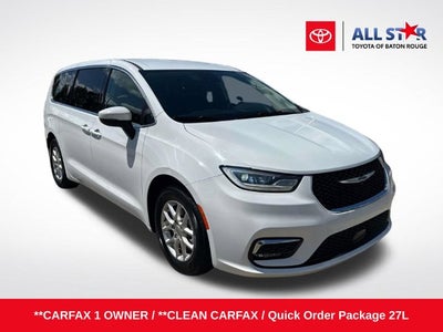 2023 Chrysler Pacifica Touring L