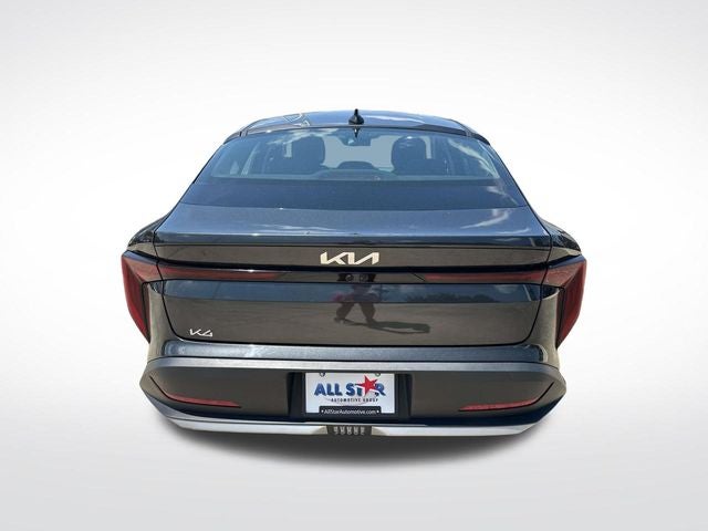 2025 Kia K4 LXS - Photo 8