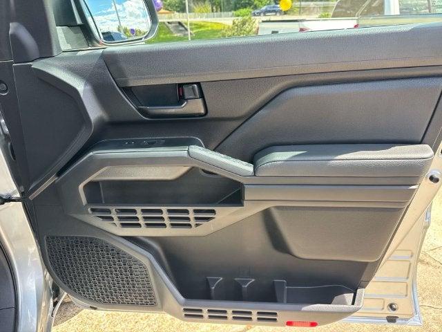 2025 Toyota Tacoma SR