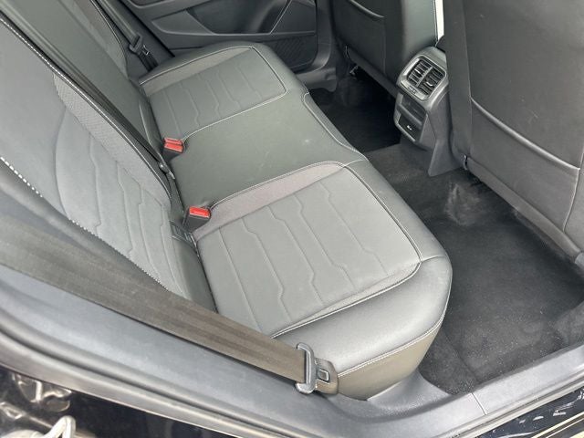 2025 Volkswagen Taos SE - Photo 14
