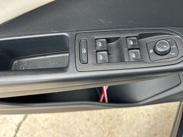 2025 Volkswagen Taos SE - Photo 28