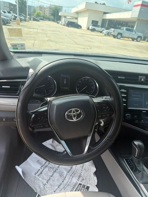 2020 Toyota Camry SE