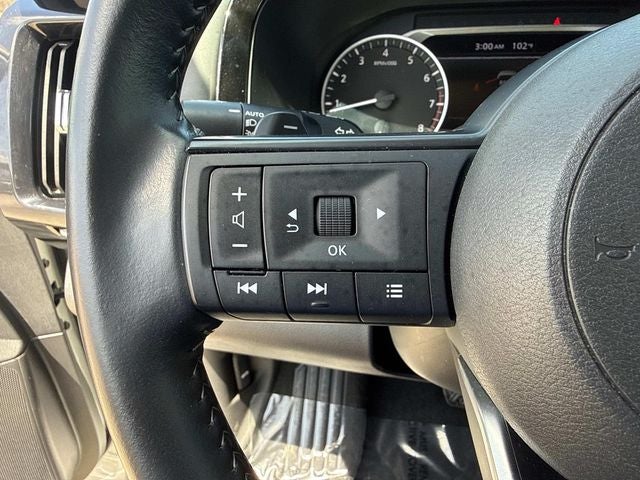 2025 Nissan Pathfinder SV - Photo 28