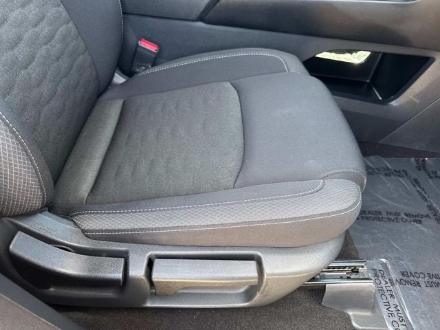 2025 Nissan Pathfinder SV - Photo 15