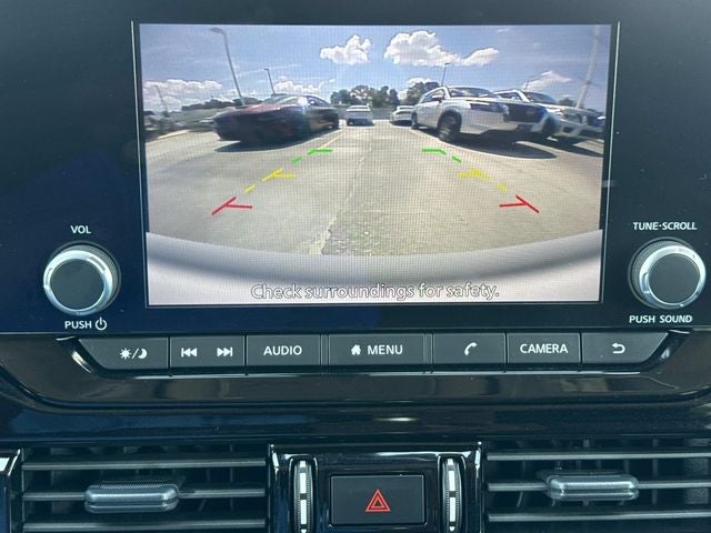2025 Nissan Pathfinder SV - Photo 31