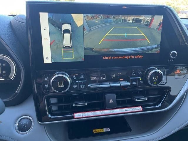 2025 Toyota Highlander Hybrid Platinum