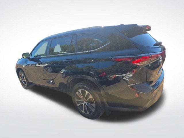 2024 Toyota Highlander Hybrid XLE