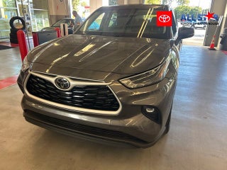 2025 Toyota Highlander LE