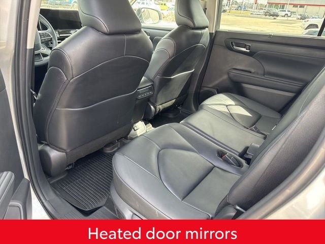 2025 Toyota Highlander XLE