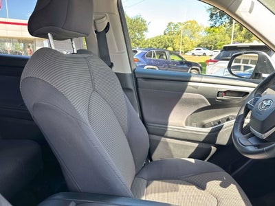 2025 Toyota Highlander LE