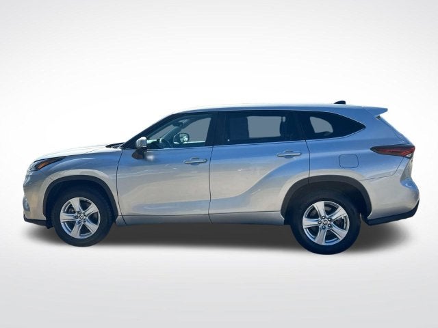 2025 Toyota Highlander LE