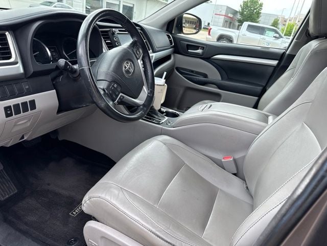 2015 Toyota Highlander XLE V6