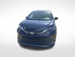 2024 Toyota Sienna XLE 8 Passenger