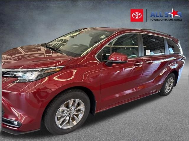 2026 Toyota Sienna XLE 8 Passenger