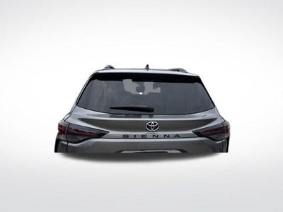 2026 Toyota Sienna XLE 8 Passenger