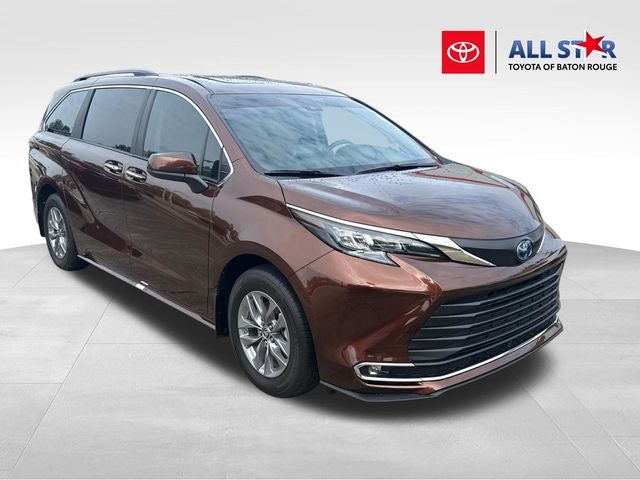 2024 Toyota Sienna XLE