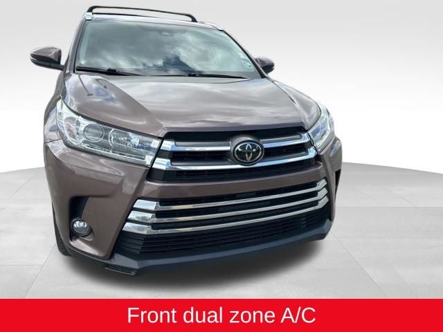 2018 Toyota Highlander Base