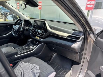 2020 Toyota Highlander LE
