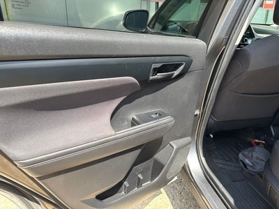 2020 Toyota Highlander LE