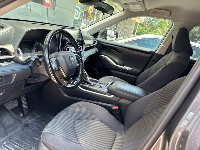 2020 Toyota Highlander LE