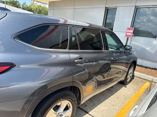 2020 Toyota Highlander LE