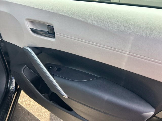 2024 Toyota Corolla Cross L - Photo 27
