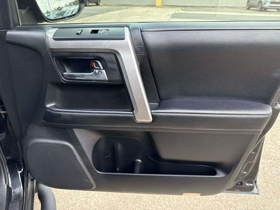 2022 Toyota 4Runner SR5