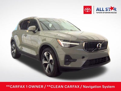 2024 Volvo XC40 B5 Plus Bright Theme