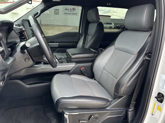 2024 Ford F-150 Lightning Lariat