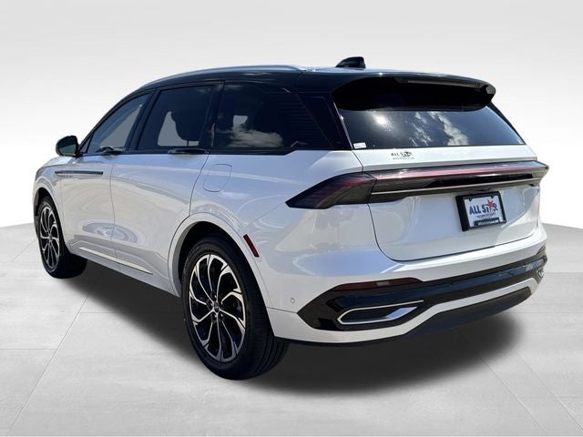 2024 Lincoln Nautilus Reserve